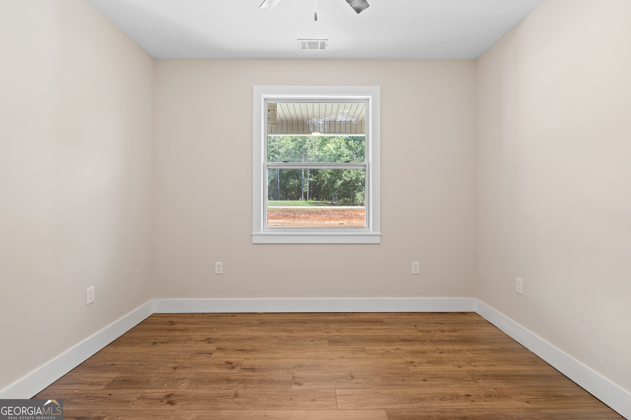 Barnesville, Georgia 30204, United States, 4 Bedrooms Bedrooms, ,3 BathroomsBathrooms,Residential,Active,205768