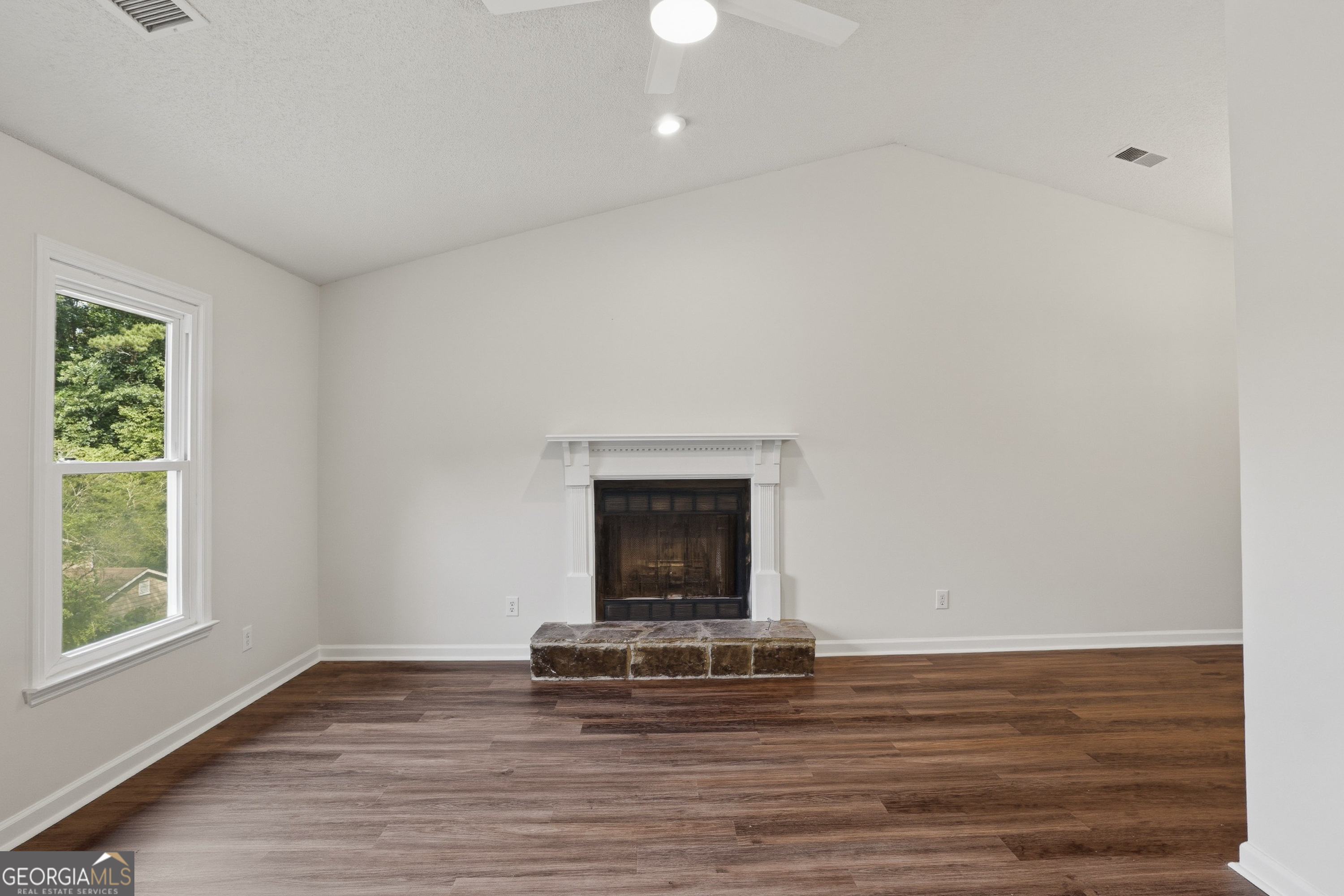 3318 Maison CT