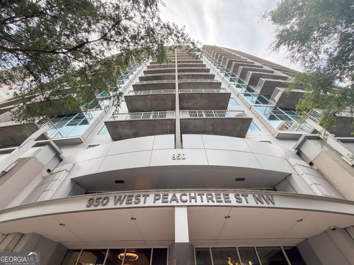 950 W Peachtree ST NW 913