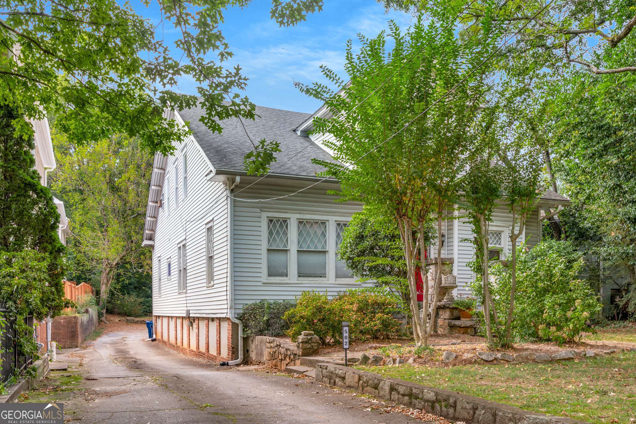 502 N Highland AVE NE