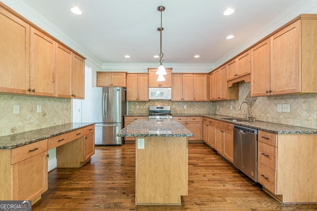 Atlanta, Georgia 30316, United States, 3 Bedrooms Bedrooms, ,3 BathroomsBathrooms,Residential,Active,176000