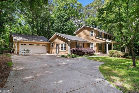 2201 Valley Creek CIR Snellville GA 30078