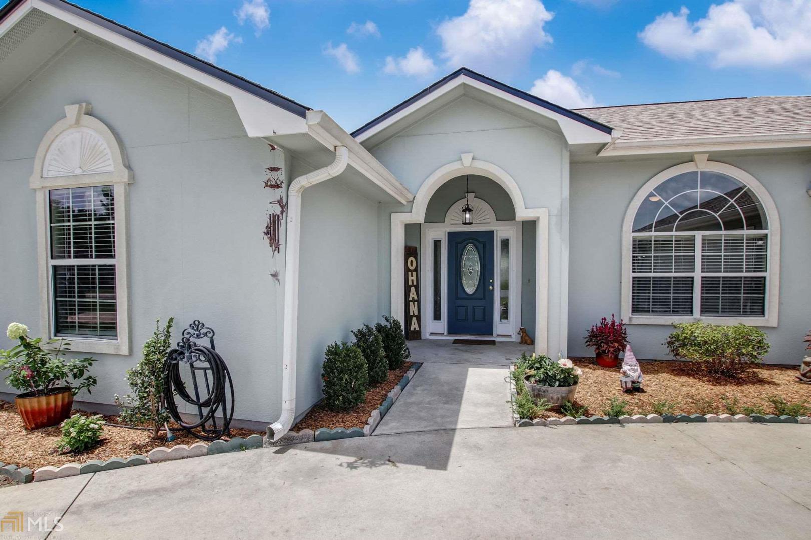 Lake Camellia - Residential