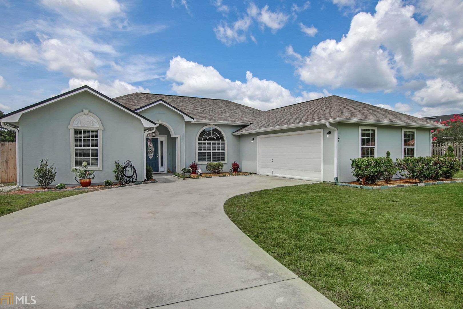 Lake Camellia - Residential