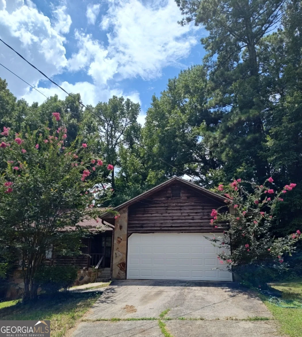 629 Woodsong Lane