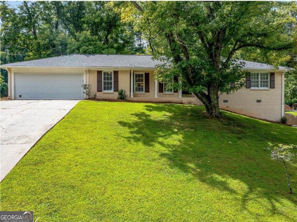 Photo of 1317 Witham Drive, Dunwoody, GA 30338 (MLS # 10661702)