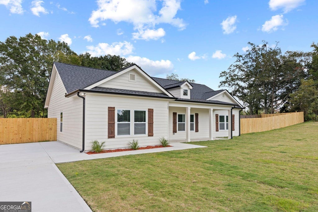 Photo of 1564 McIntosh Road, Douglasville, GA 30134 (MLS # 10855350)