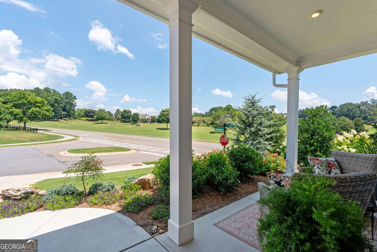 101 Woodford LN