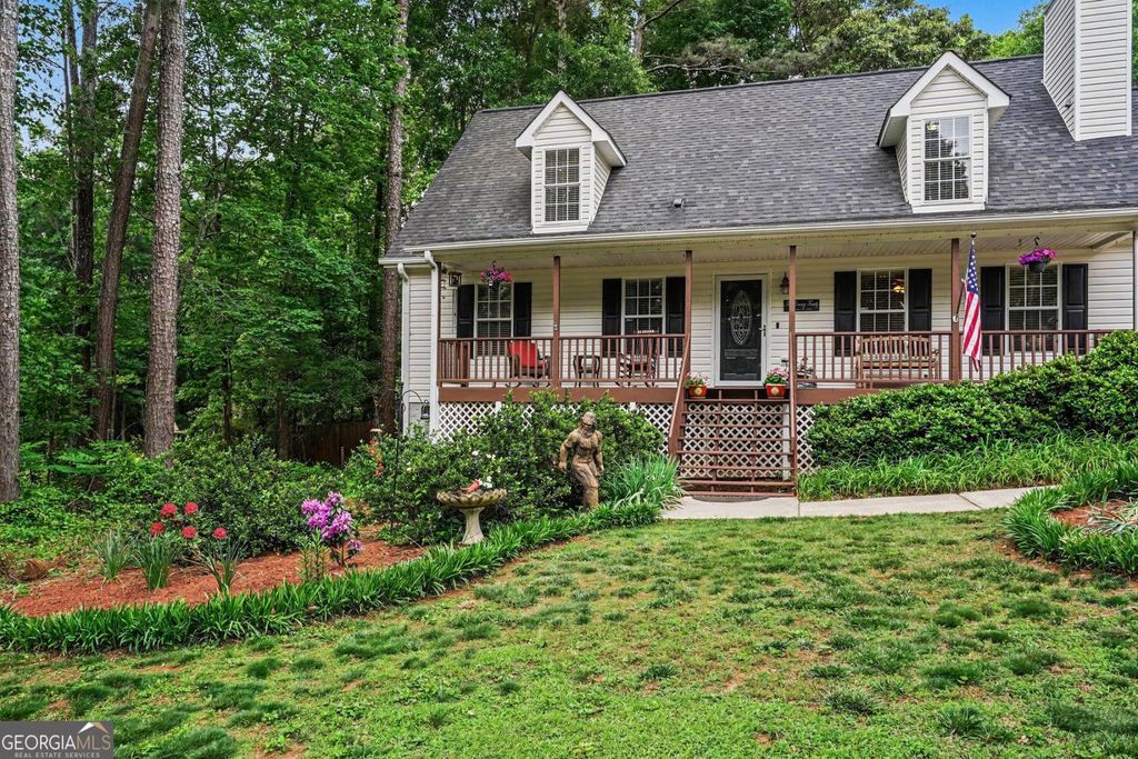 Photo of 120 Lynnview Court, Mcdonough, GA 30252 (MLS # 10756237)