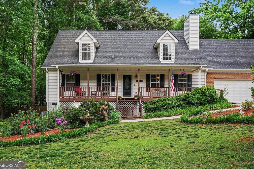 Photo of 120 Lynnview Court, Mcdonough, GA 30252 (MLS # 10756237)