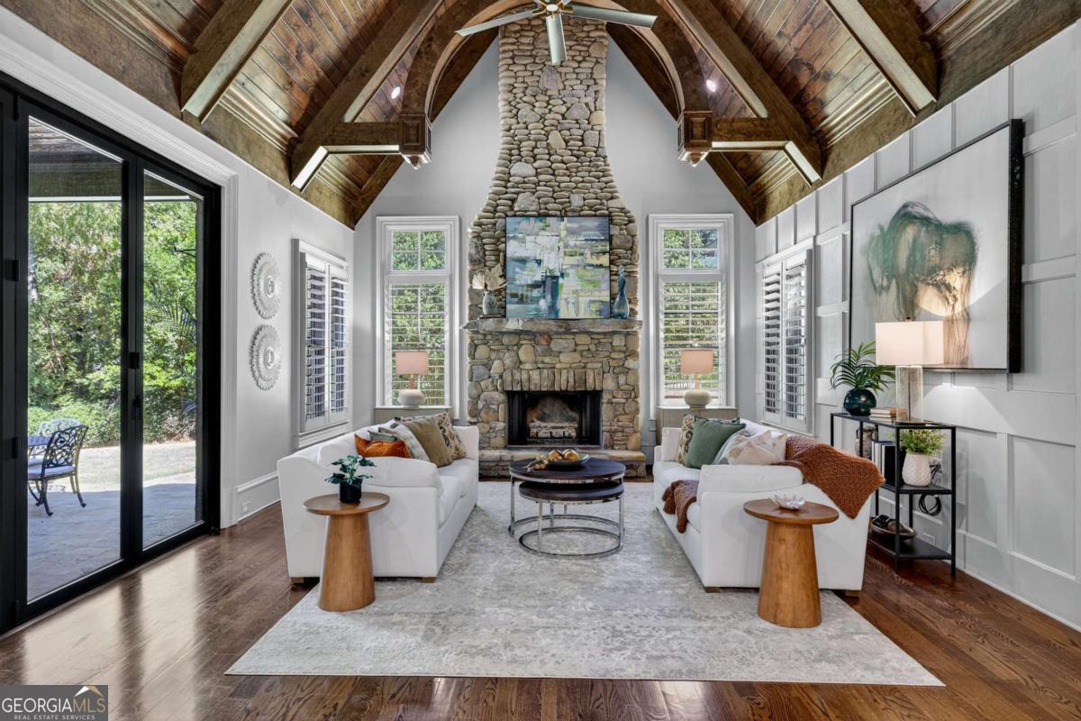 840 Camden Park CT NE