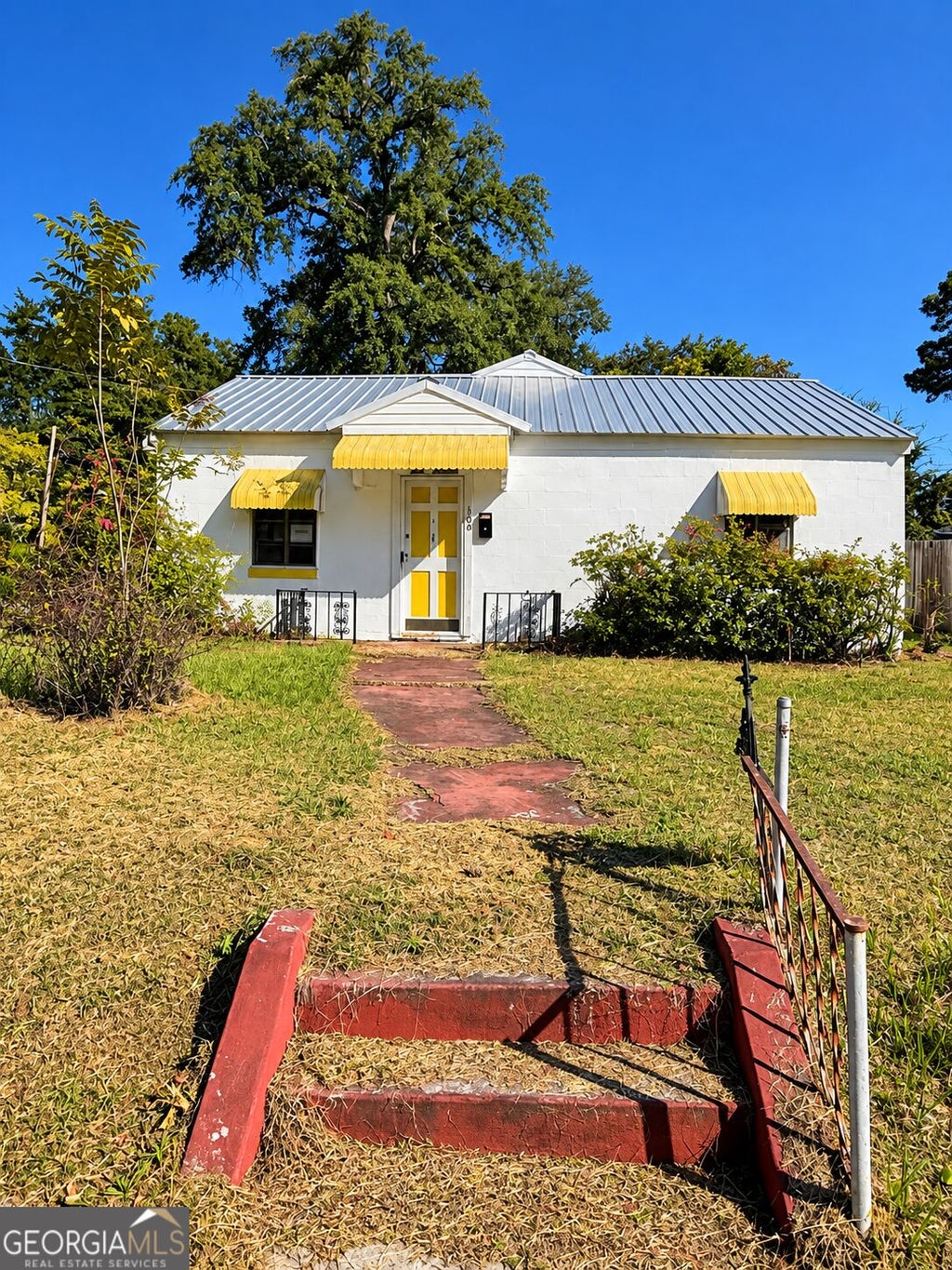 Photo of 300 Blackwell Street, Waycross, GA 31501 (MLS # 10877777)
