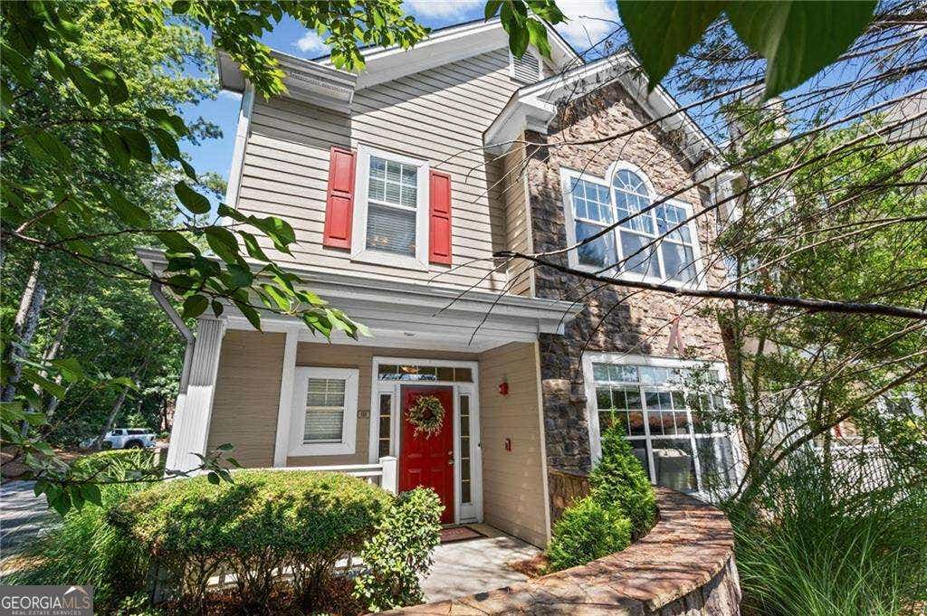 Photo of 111 Edinburgh Court, Alpharetta, GA 30004 (MLS # 10803592)
