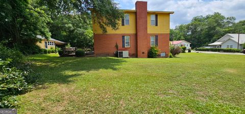 A home in Ellaville