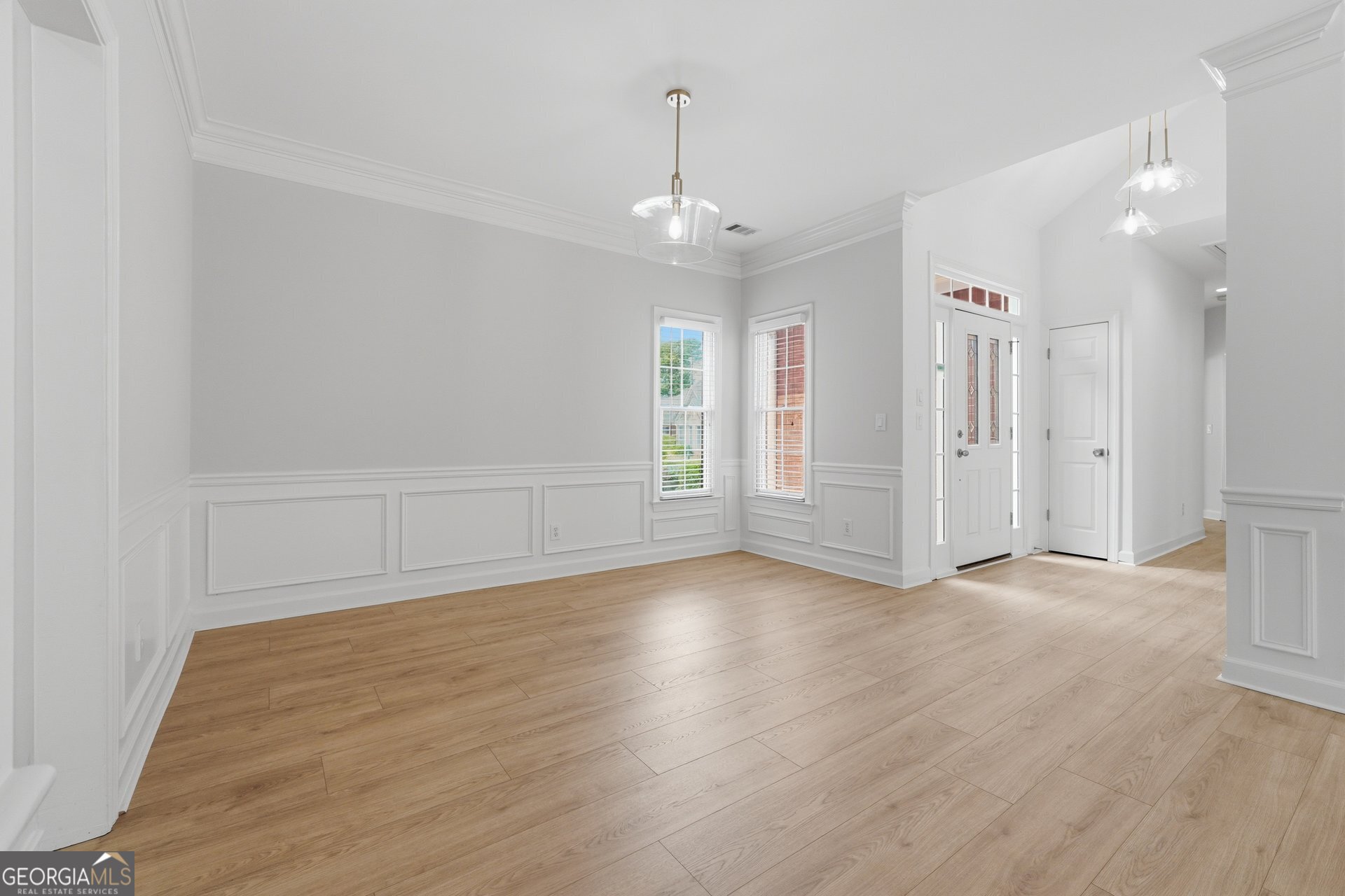 325 North CT
