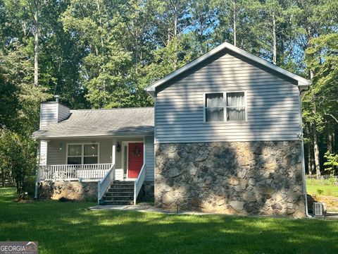 110 Julie RD Tyrone GA 30290