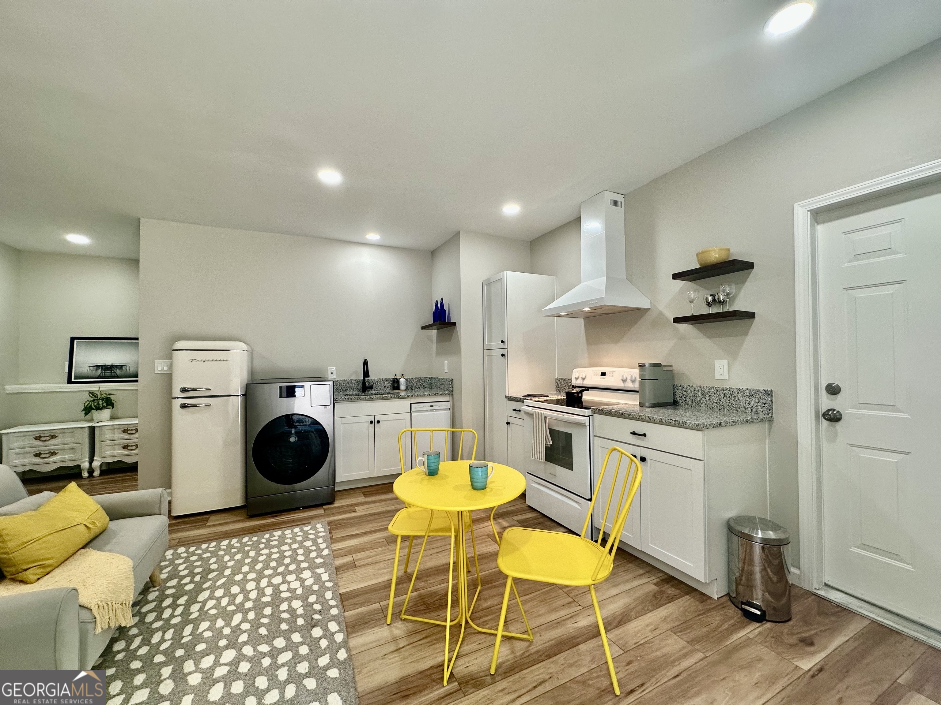 110 Julie RD