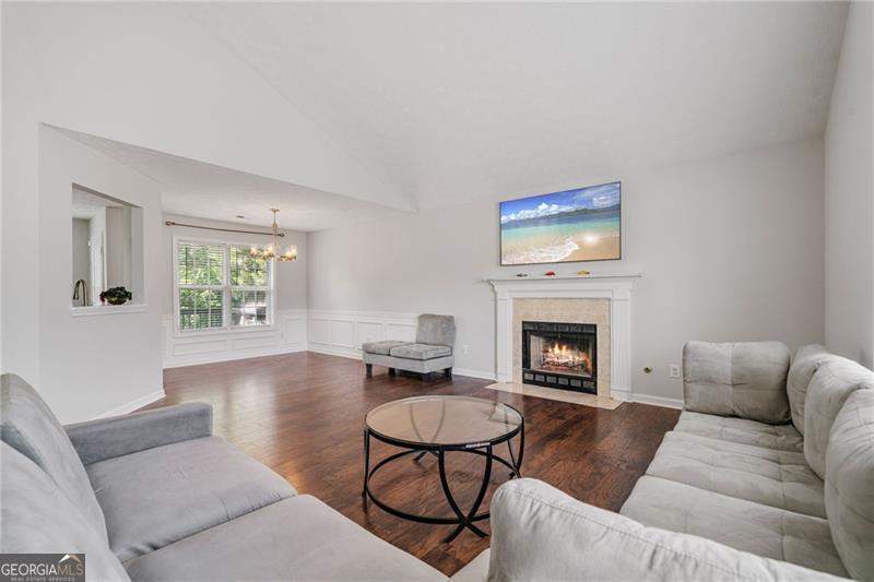 335 Lee Miller CT