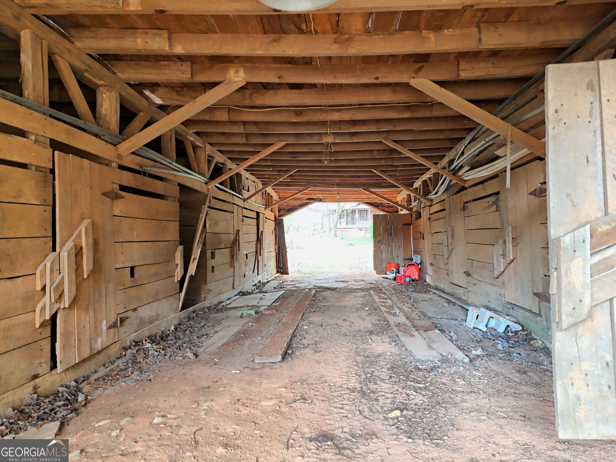 Otto, North Carolina 28763, United States, 1 Bedroom Bedrooms, ,1 BathroomBathrooms,Residential,Active,94032