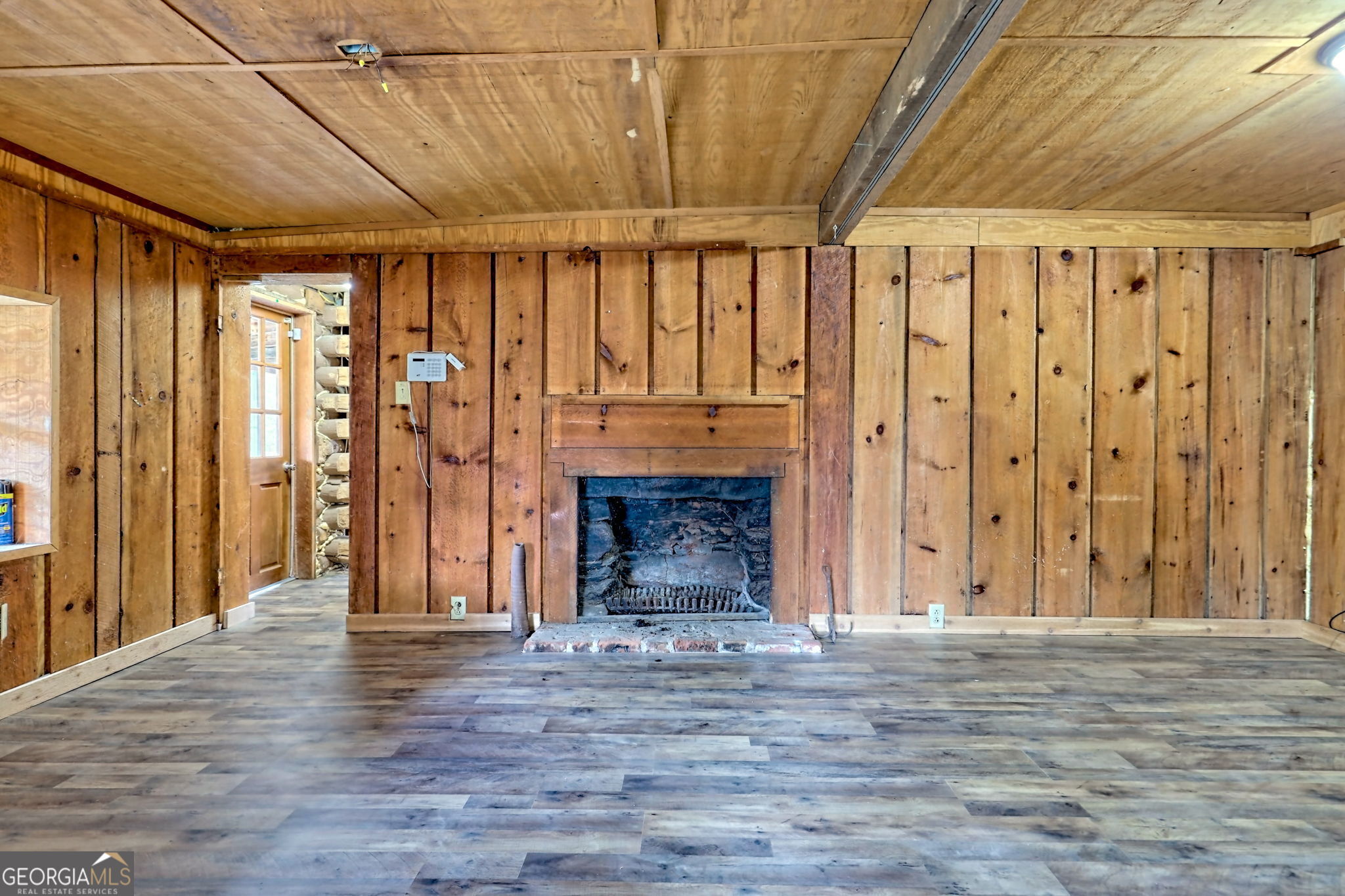 Otto, North Carolina 28763, United States, 1 Bedroom Bedrooms, ,1 BathroomBathrooms,Residential,Active,94032