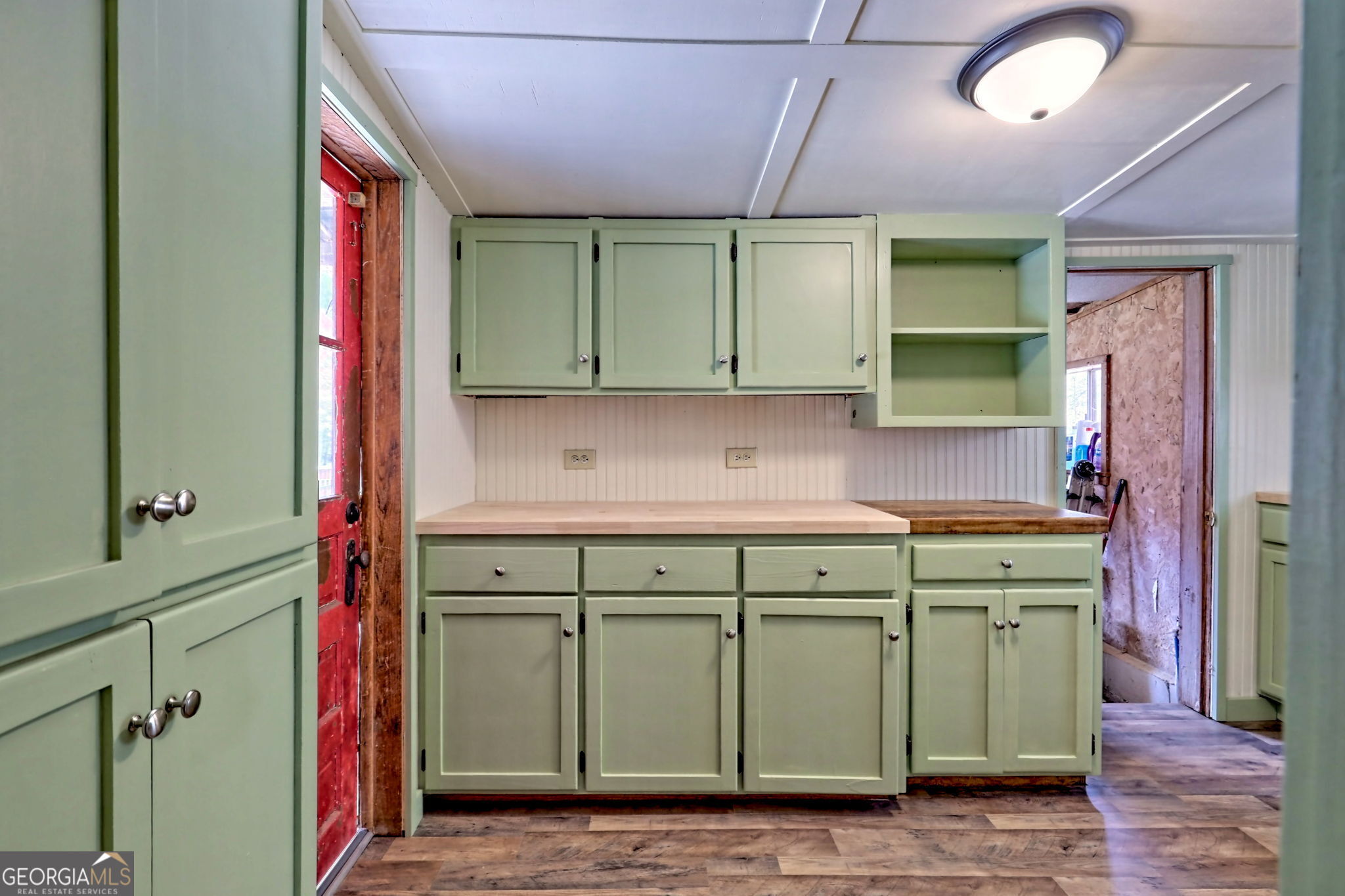 Otto, North Carolina 28763, United States, 1 Bedroom Bedrooms, ,1 BathroomBathrooms,Residential,Active,94032