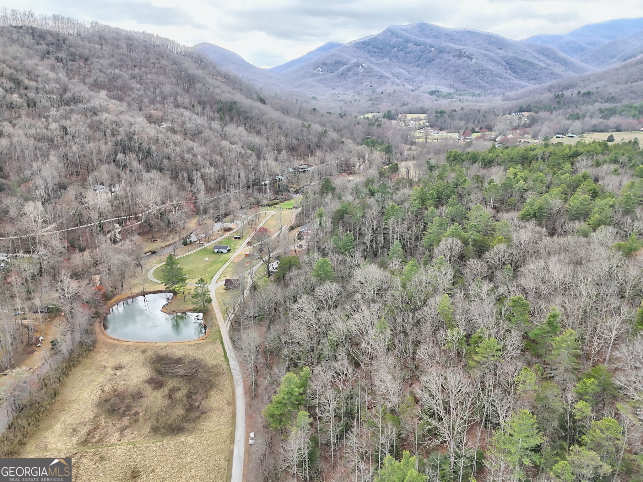 Otto, North Carolina 28763, United States, 1 Bedroom Bedrooms, ,1 BathroomBathrooms,Residential,Active,94032