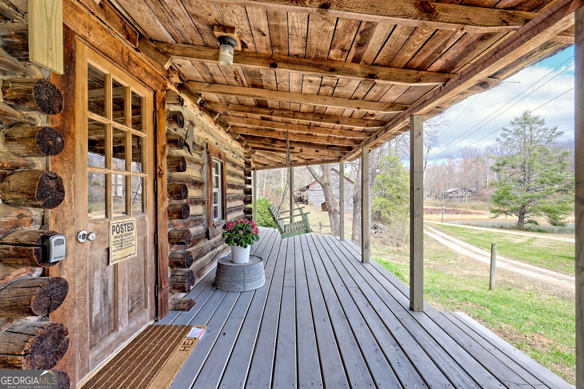 Otto, North Carolina 28763, United States, 1 Bedroom Bedrooms, ,1 BathroomBathrooms,Residential,Active,94032