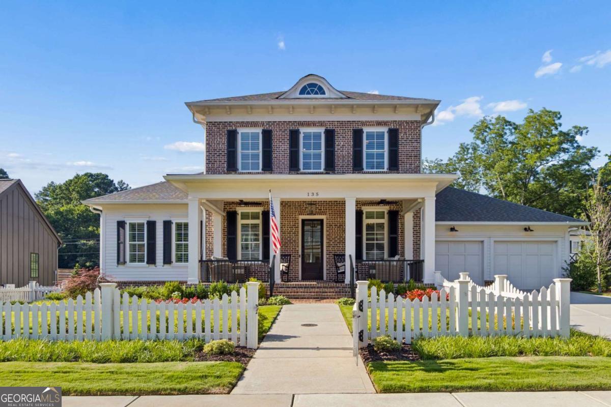 135 Emerson CT