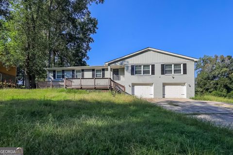 Photo of 7455 Page Court, Jonesboro, GA 30236 (MLS # 10607239)