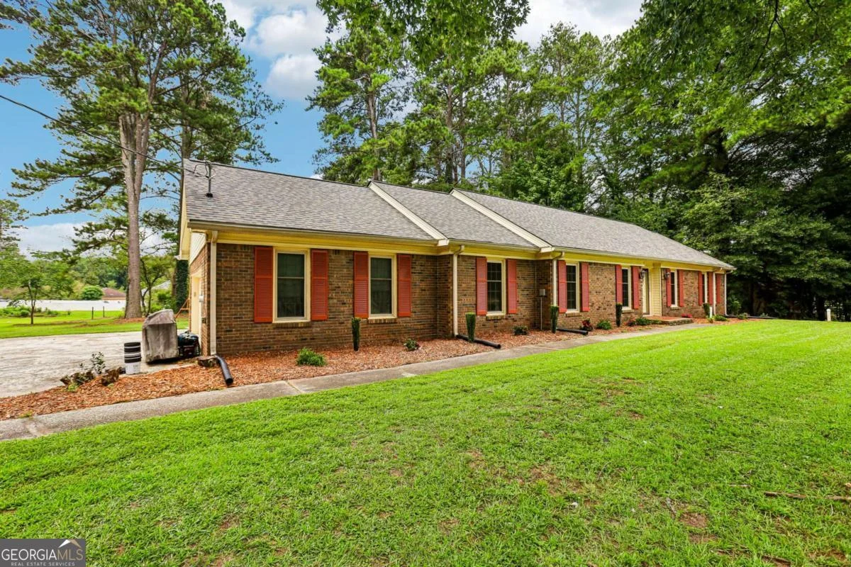 145 White Road