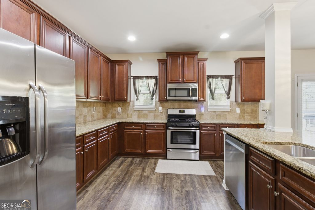 Photo of 1293 Heartwood Avenue, McDonough, GA 30253 (MLS # 10766280)