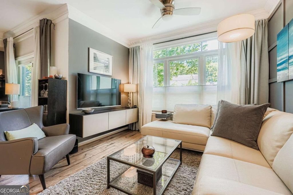 Photo of 955 Juniper Street NE #1317, Atlanta, GA 30309 (MLS # 10668146)