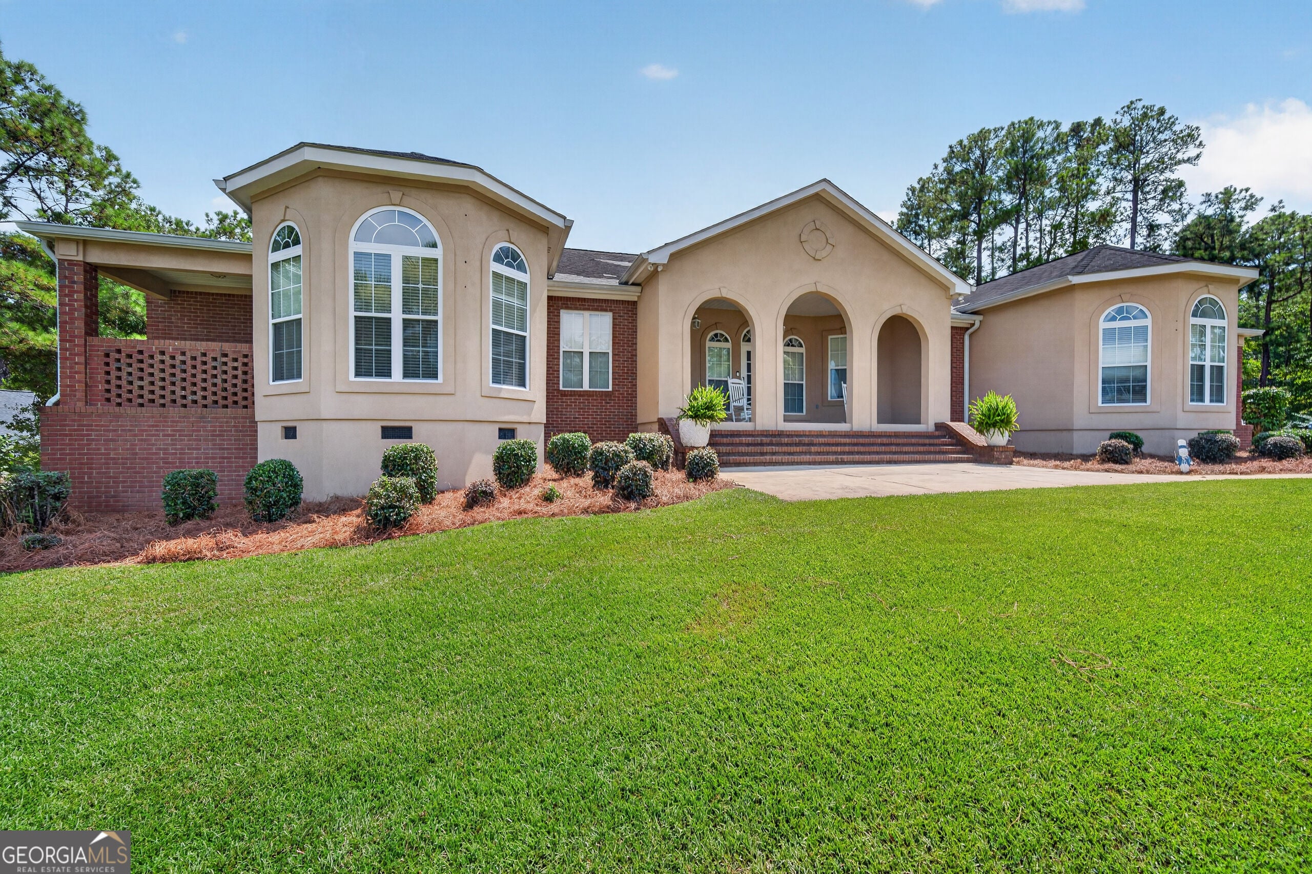 103 Waters Edge DR NE