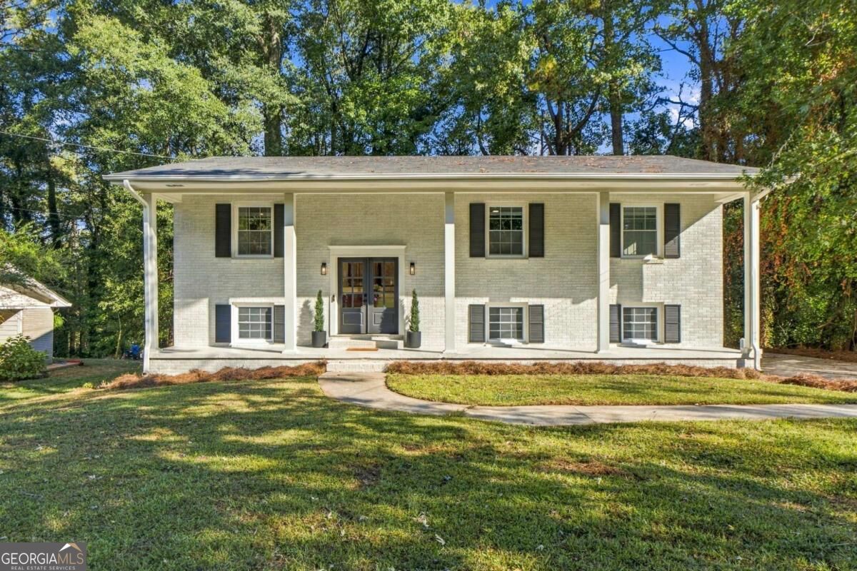 2131 Chevy Chase LN