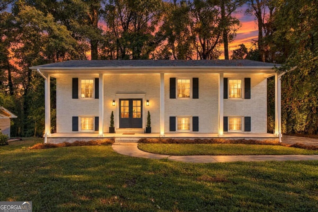Photo of 2131 Chevy Chase Lane, Decatur, GA 30032 (MLS # 10870802)