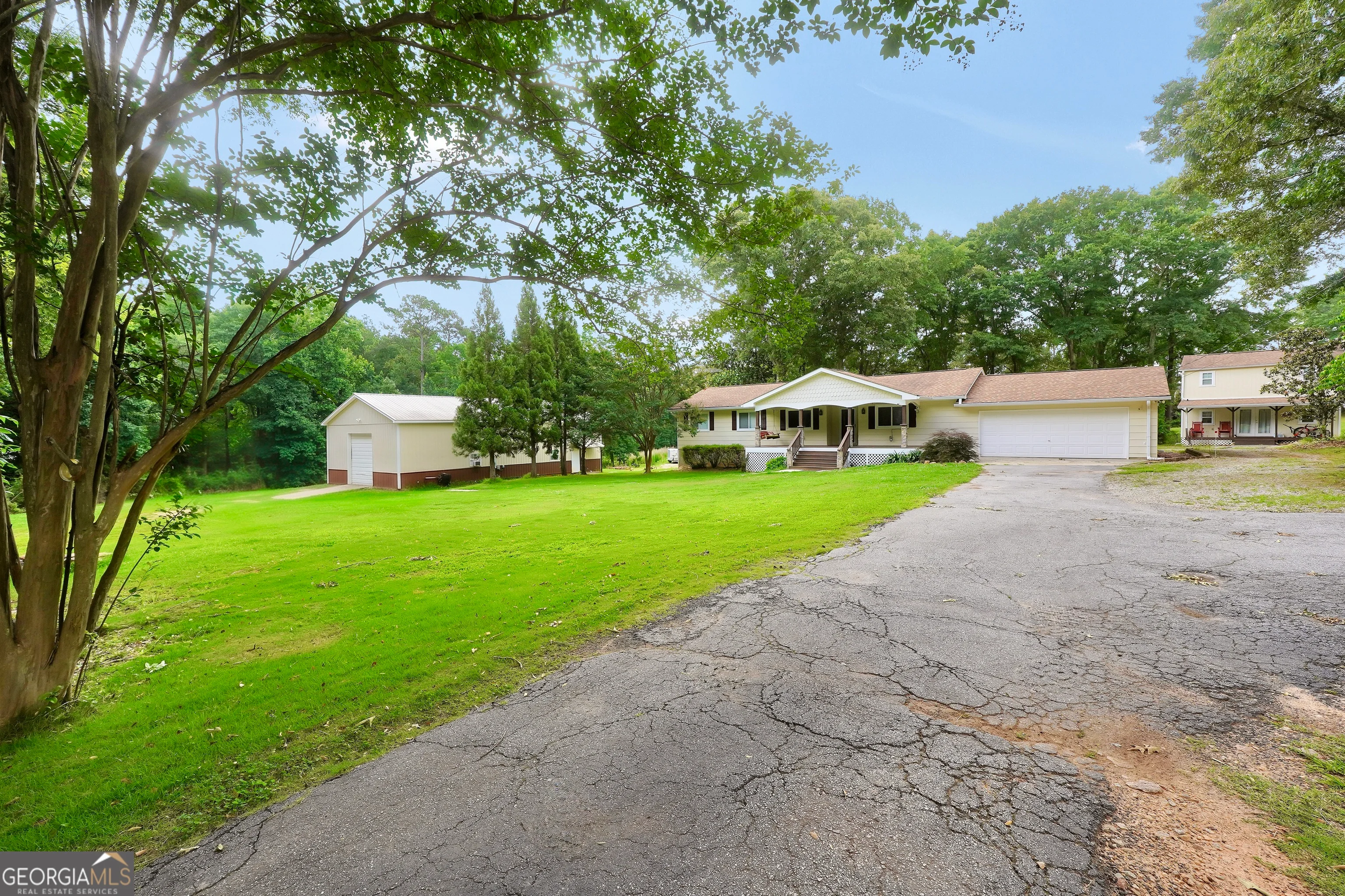 122 E Knight Road