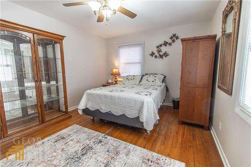 Red Oak Park - Residential