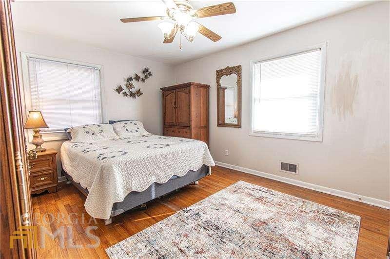 Red Oak Park - Residential