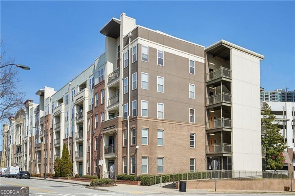 Photo of 390 17th Street NW #6009, Atlanta, GA 30363 (MLS # 10808076)