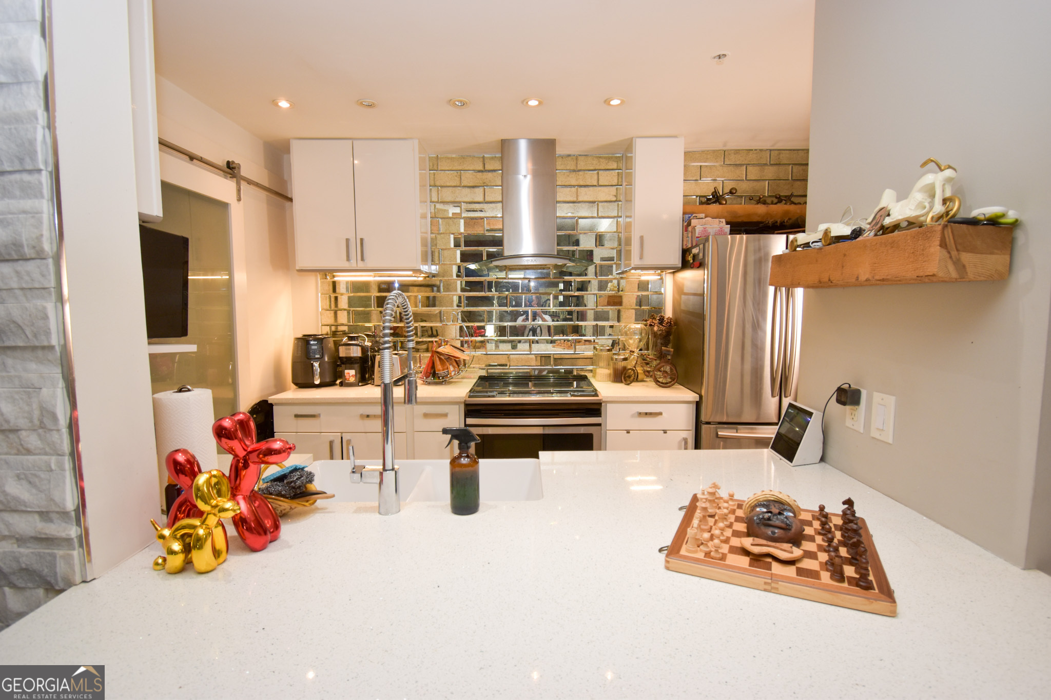 1074 Peachtree WALK NE # 423