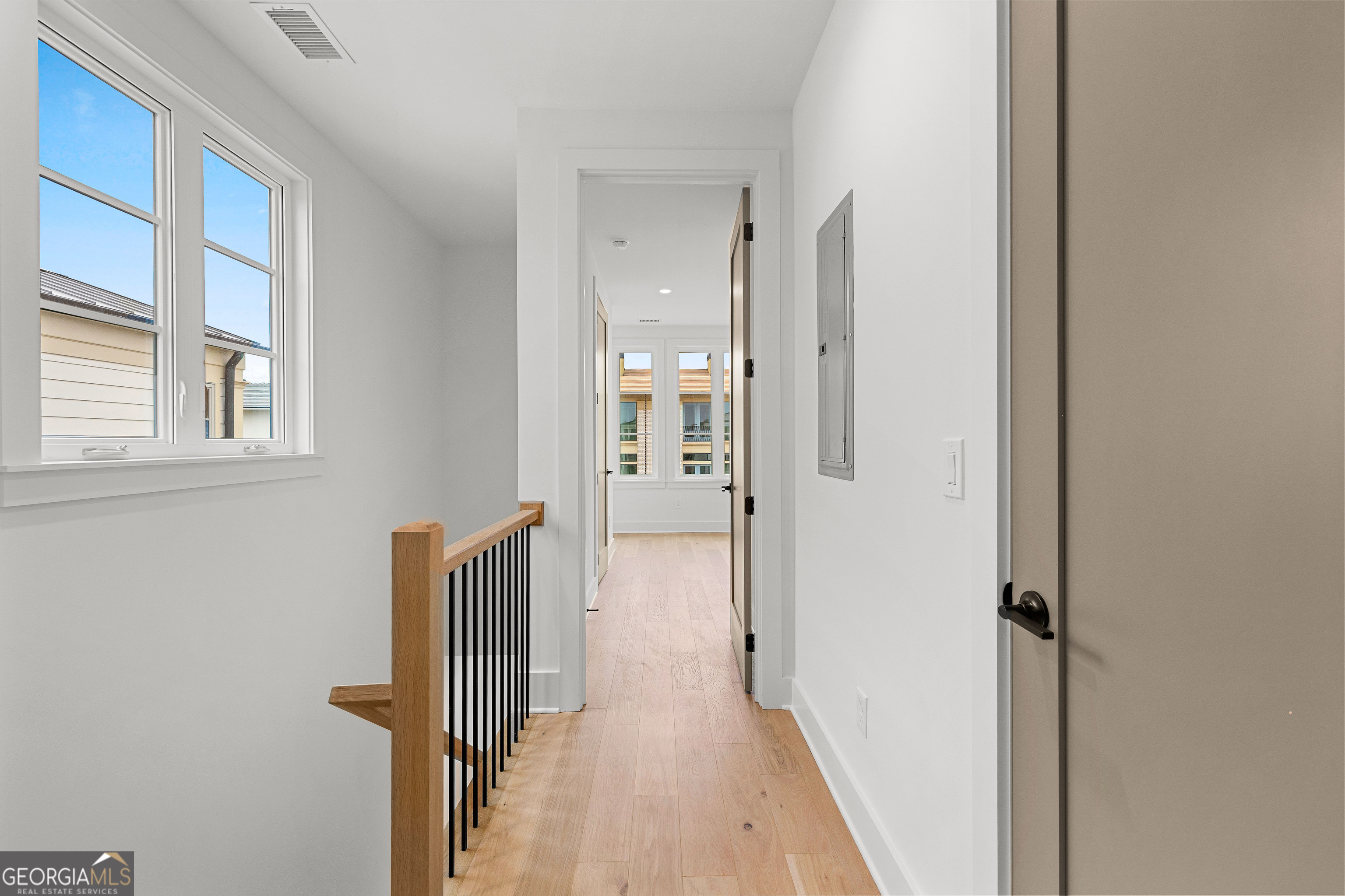 Fayetteville, Georgia 30214, United States, 2 Bedrooms Bedrooms, ,3 BathroomsBathrooms,Residential,Active,251348