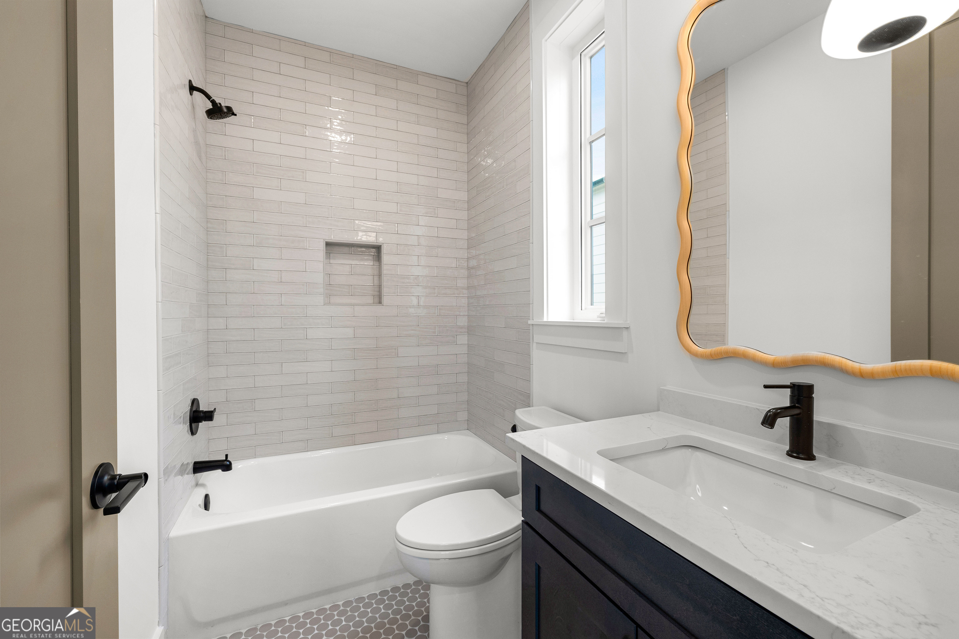 Fayetteville, Georgia 30214, United States, 2 Bedrooms Bedrooms, ,3 BathroomsBathrooms,Residential,Active,251348