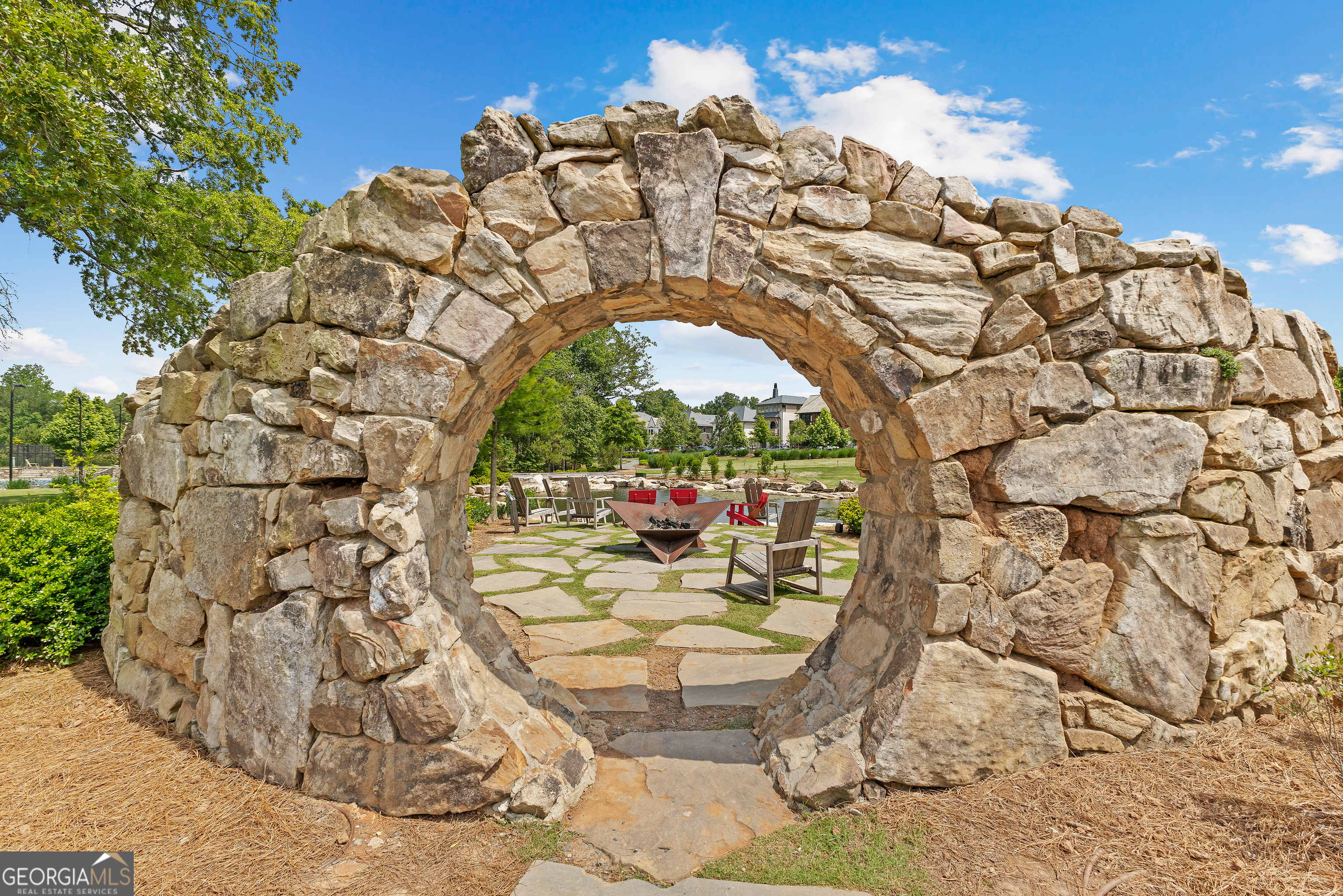 Fayetteville, Georgia 30214, United States, 2 Bedrooms Bedrooms, ,3 BathroomsBathrooms,Residential,Active,251348