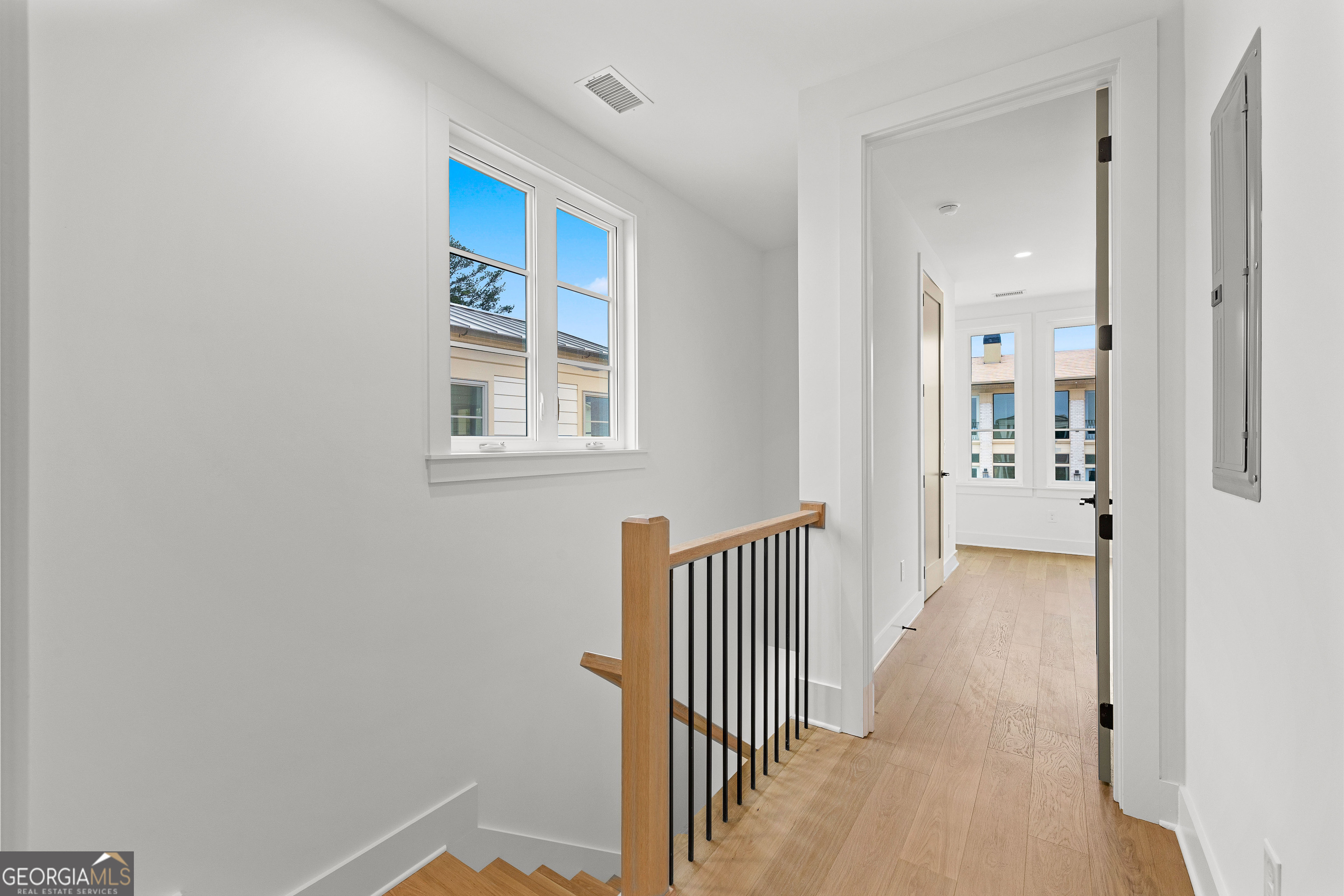 Fayetteville, Georgia 30214, United States, 2 Bedrooms Bedrooms, ,3 BathroomsBathrooms,Residential,Active,251348