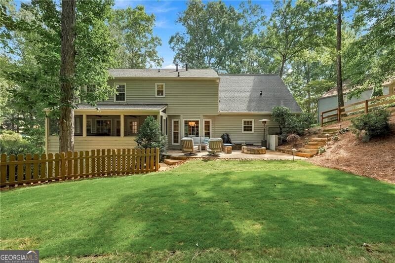 Photo of 2569 Chimney Springs Drive, Marietta, GA 30062 (MLS # 10848378)