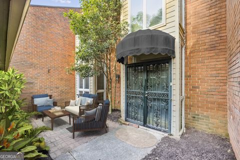45 Willow Atlanta GA 30342
