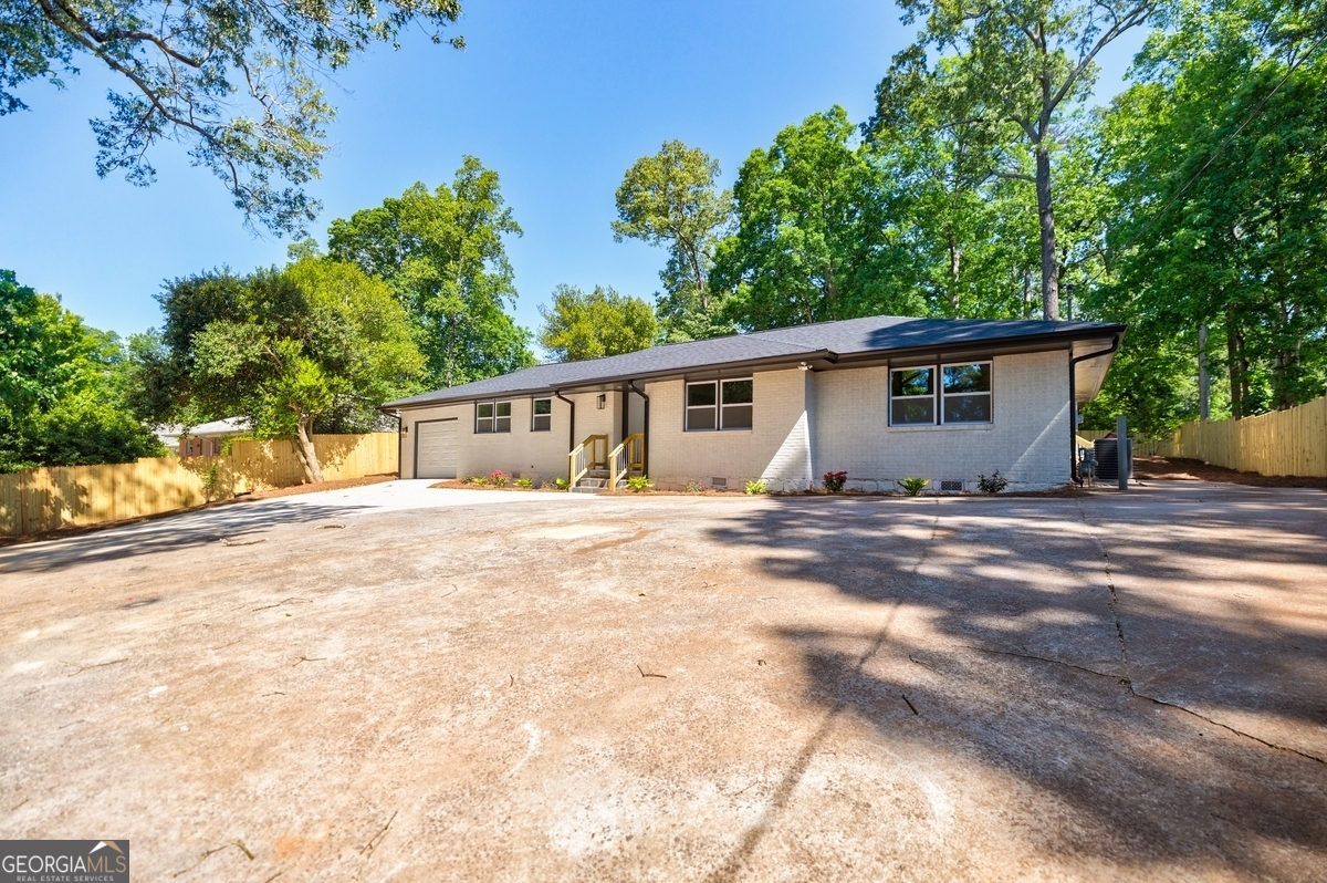 3154 N Druid Hills RD