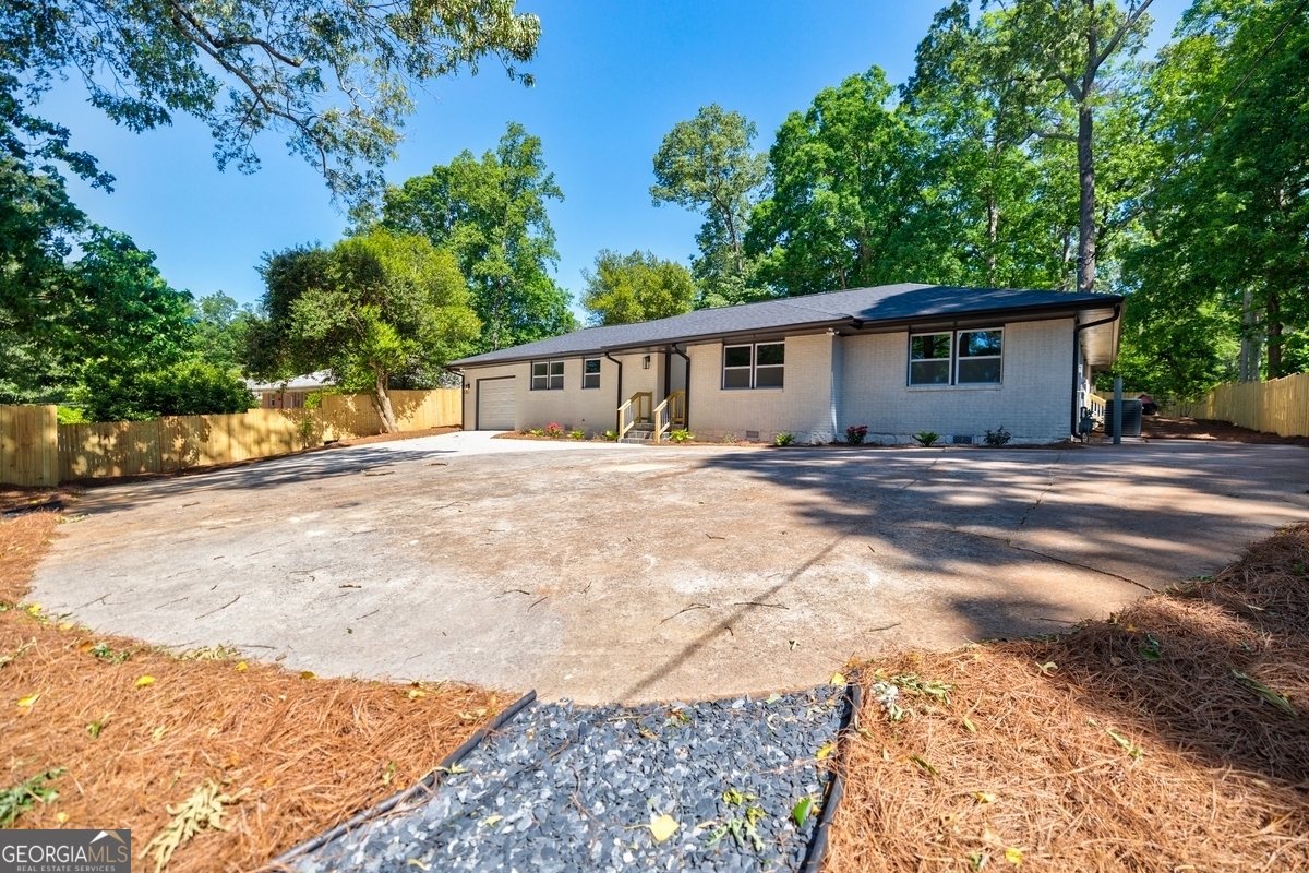 3154 N Druid Hills RD