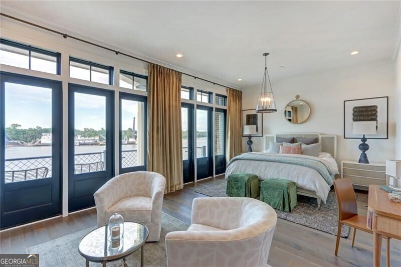 Savannah, Georgia 31401, United States, 4 Bedrooms Bedrooms, ,5 BathroomsBathrooms,Residential,Active,52042