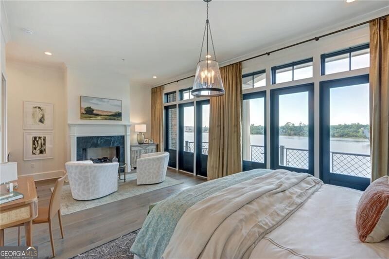 Savannah, Georgia 31401, United States, 4 Bedrooms Bedrooms, ,5 BathroomsBathrooms,Residential,Active,52042